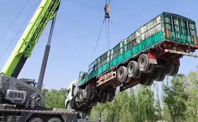 绥棱道路脱困救援案例